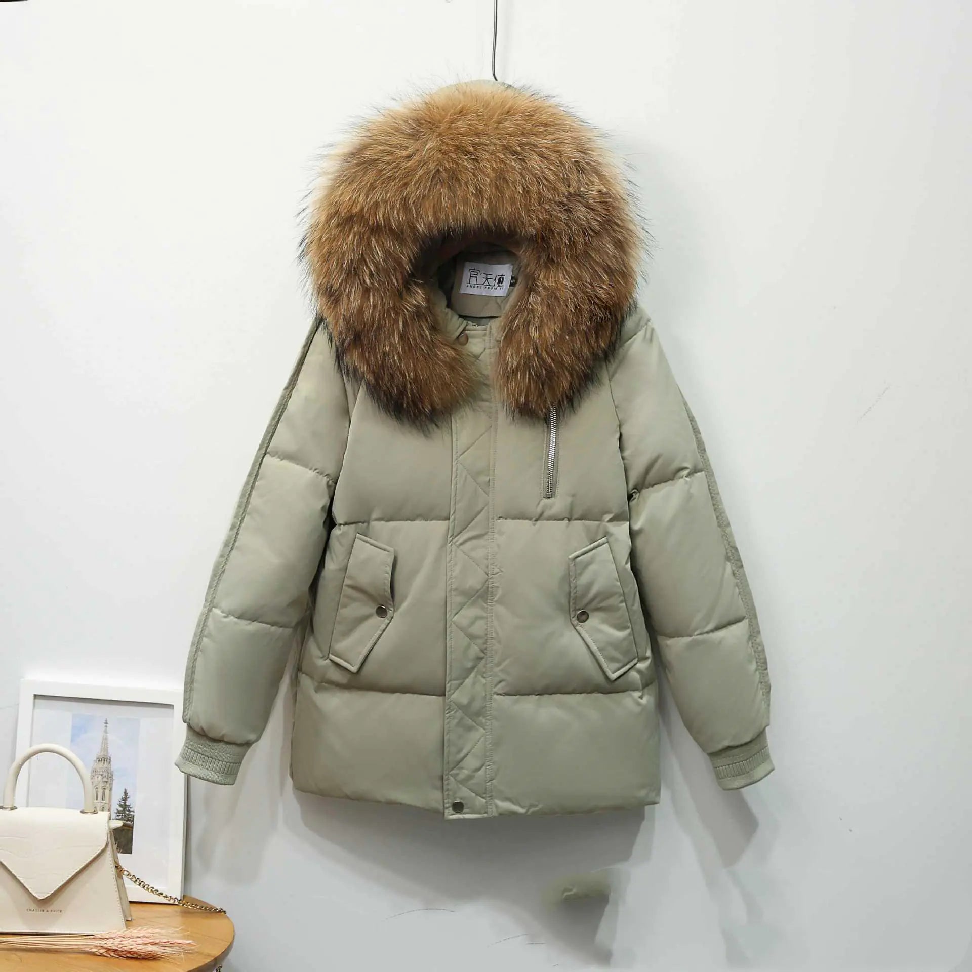 Short Women's Down Jacket with Fur Collar (Fashion)