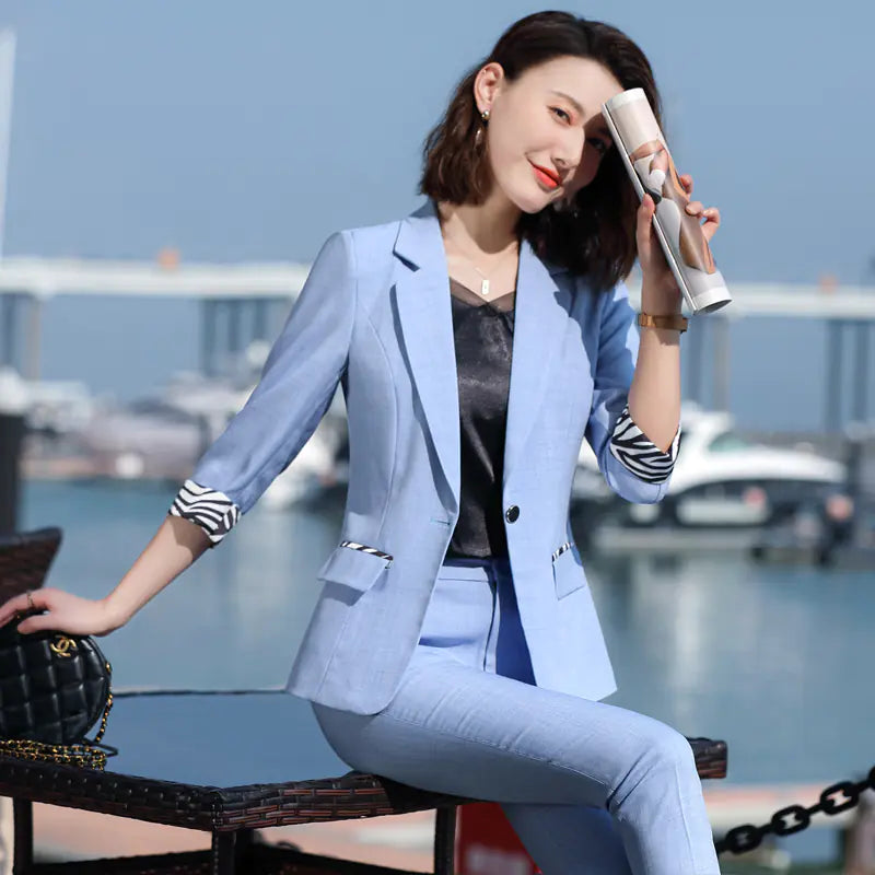 Half-Sleeve Business Suit for Spring and Summer Wear