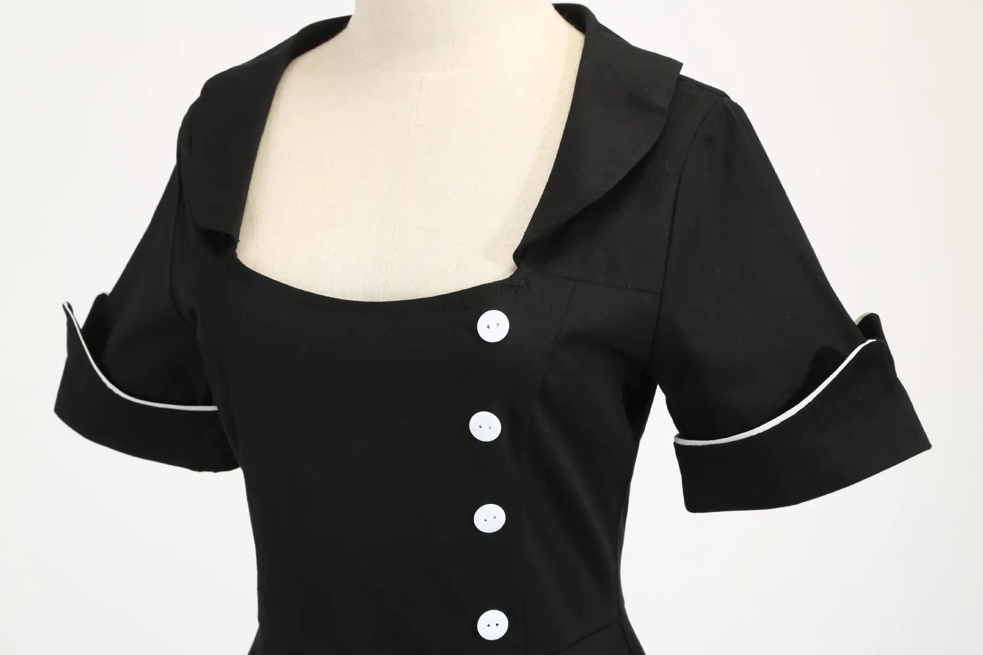 Vintage Button Puff Dress for Autumn and Winter